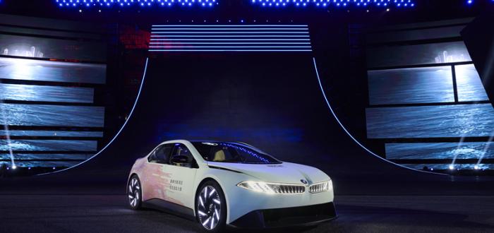 BMW新世代驾趣概念车首次亮相上海 亮剑电动时代巅峰掌控力